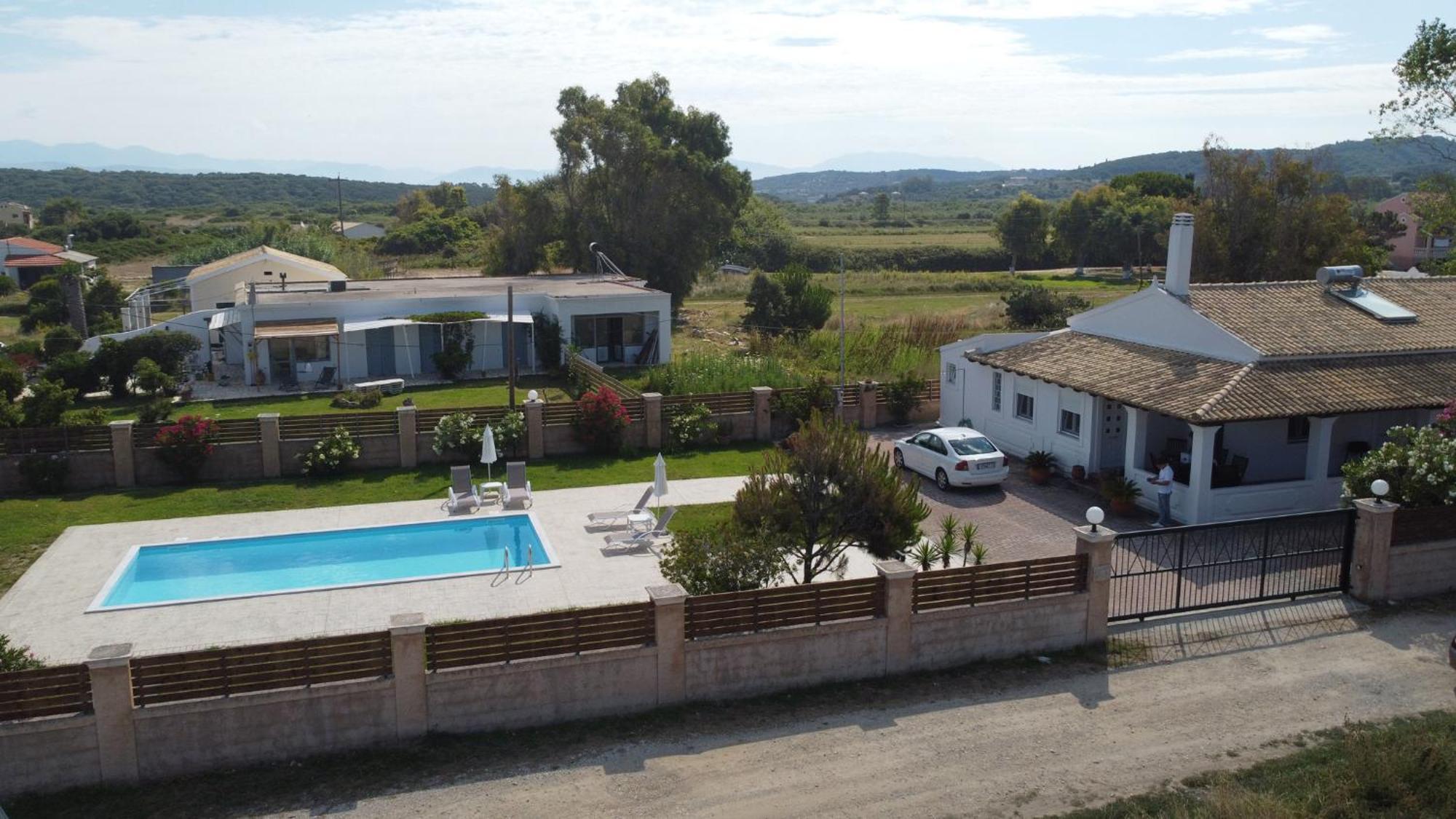 Almyra Beach House Corfu Almiros Beach Exterior foto